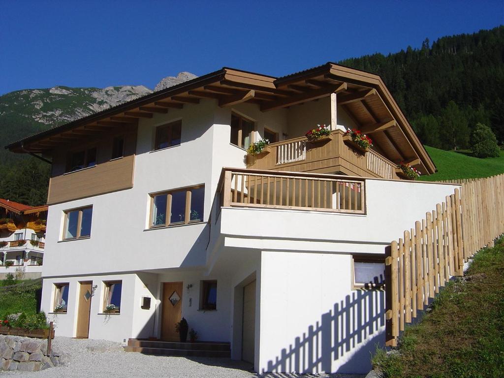 Haus Harbauer Apartment Neustift im Stubaital Exterior photo